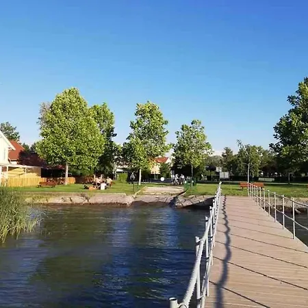 Apartment In Zamardi/balaton 20348